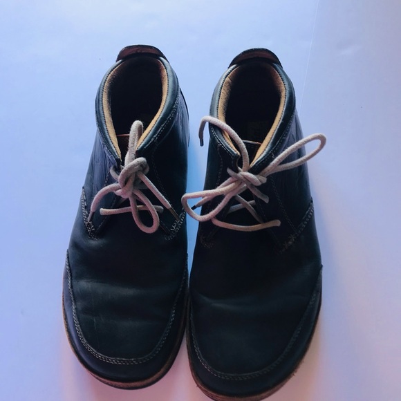 OluKai Kamuela Shoe - Men's Dark
Wood/Toffee - Picture 10 of 14